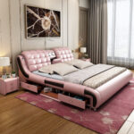 سرير مودرن جلد مع طاولتين كومودينة