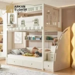 سرير أطفال دورين بتصميم مريح – خشب هندسي قوي – سلم جانبي آمن – ألوان محايدة – ضمان سنتين