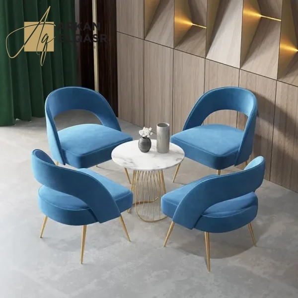 طاولة بتصميم حديث مع كراسى شيك