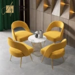 طاولة بتصميم حديث مع كراسى شيك