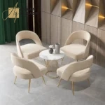 طاولة بتصميم حديث مع كراسى شيك