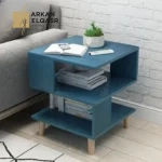 طاولة حديثة بتصميم مربع