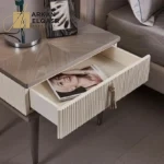 طاولة سرير جانبية بتصميم أنيق