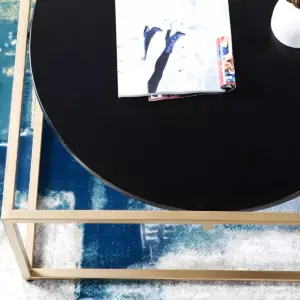 طاولة قهوة بتصميم حديث