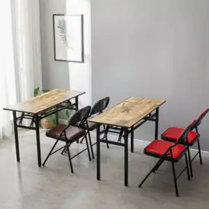 طاولة خشبيه قابله للطي