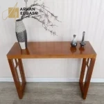 طاولة مدخل من الخشب الصلب
