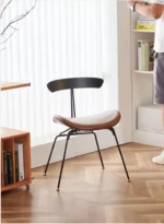 ⁦كرسي جلد بتصميم مودرن⁩ - الصورة ⁦6⁩