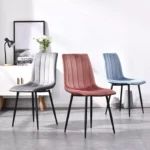 كرسي قطيفة مريح