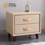 كمودينة بتصميم كلاسيكي مغطى بالجلد