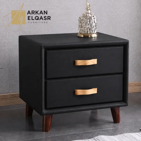 كمودينة بتصميم كلاسيكي مغطى بالجلد