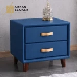كمودينة بتصميم كلاسيكي مغطى بالجلد