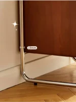 ⁦طاولة جانبية للسرير بتصميم كلاسيك⁩ - الصورة ⁦7⁩