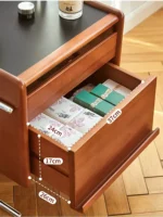 ⁦طاولة جانبية للسرير بتصميم كلاسيك⁩ - الصورة ⁦3⁩