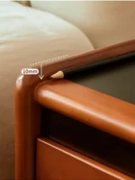 ⁦طاولة جانبية للسرير بتصميم كلاسيك⁩ - الصورة ⁦5⁩