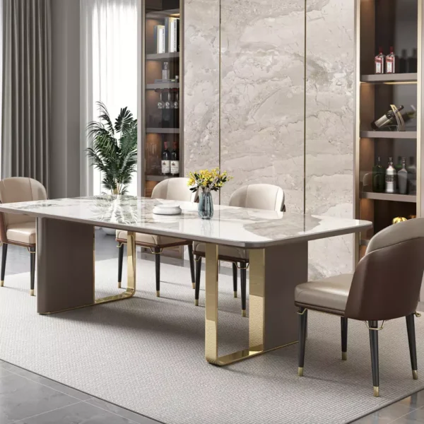 طاولة طعام مع كراسي بتصميم مميز