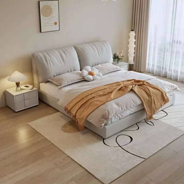 سرير مريح بوحدة تخزين مميزة