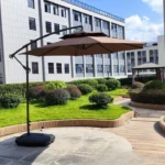 ⁦مظلة حديقة مخصصة للجلسات الخارجية⁩ - الصورة ⁦2⁩