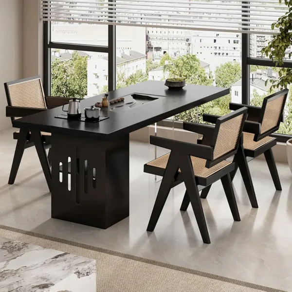 مكتب مع كرسي بتصميم ريفي