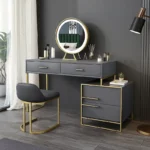 تسريحة مودرن شيك مع مقعد ومرآة