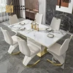 طاولة طعام مع كراسي بتصميم راقي