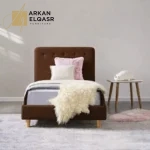 سرير أطفال مفرد مبطن بتصميم أنيق