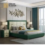 سرير جلد بتصميم بسيط