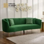 كنبة مخملية بتصميم مريح و مودرن
