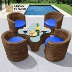 جلسة خارجية مميزة من كراسي و طاولة شيك