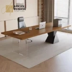 مكتب عصري بتصميم هندسي